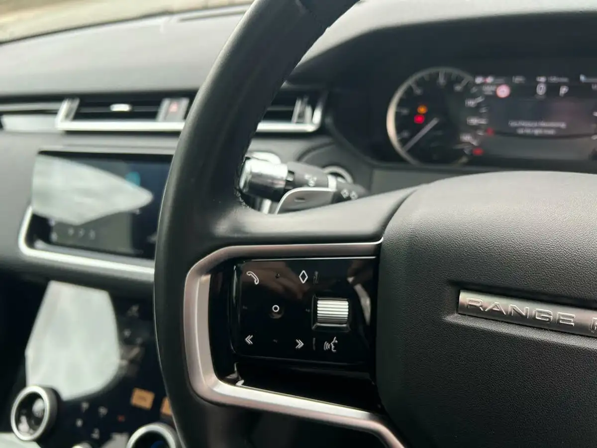 2022-land-rover-range-rover-velar-20-d200-velar-big-20