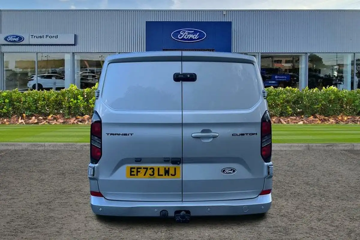 2023-ford-transit-custom-20tdci-300-l1h1-limited-136pseu6e-panel-van-1996cc-auto-big-12