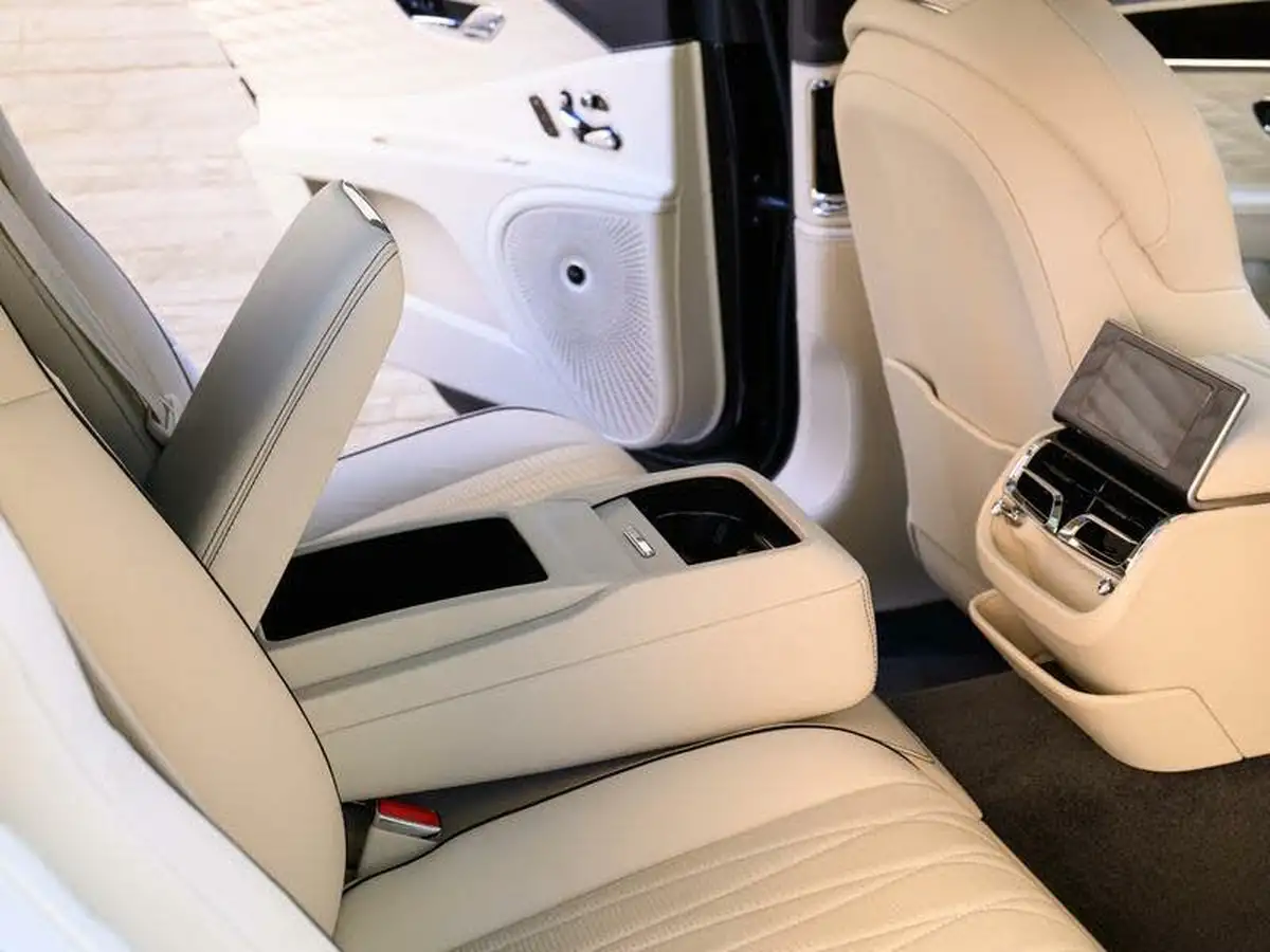2020-bentley-flying-spur-60-w12-big-25