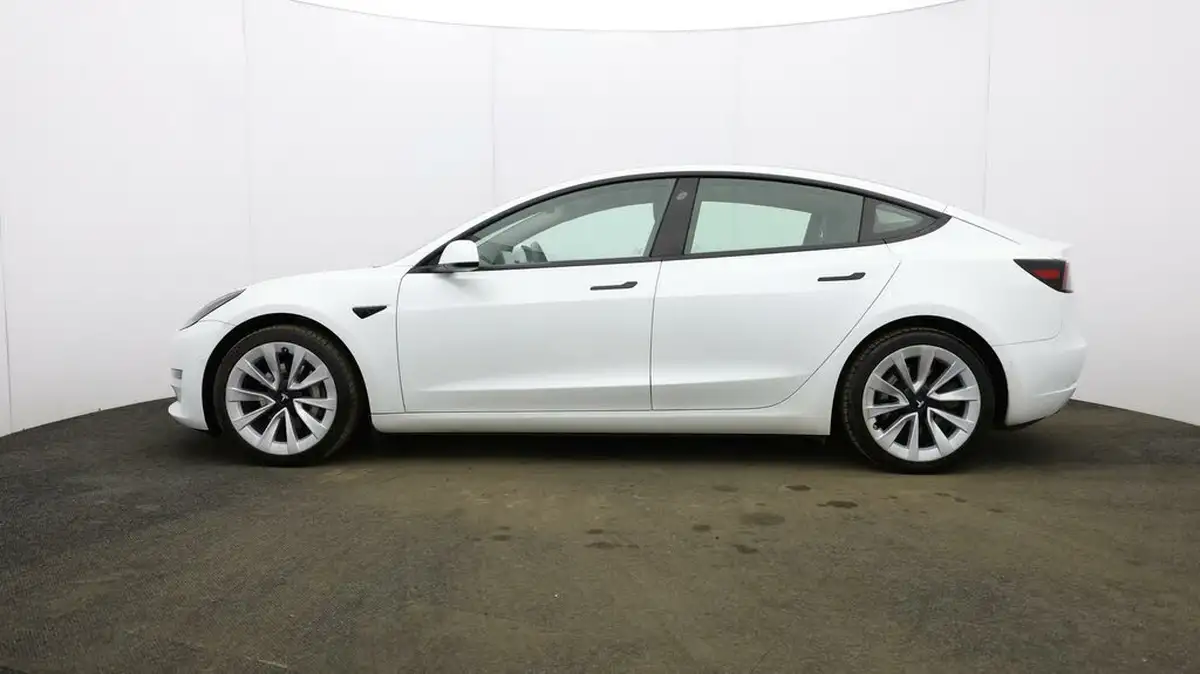 2021-tesla-model-3-e-long-range-4x4-big-66