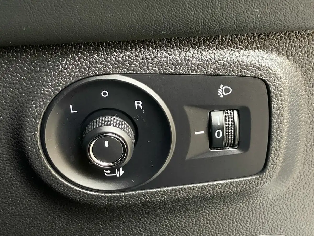 2023-mg-zs-suv-e-se-ev-176ps-big-58