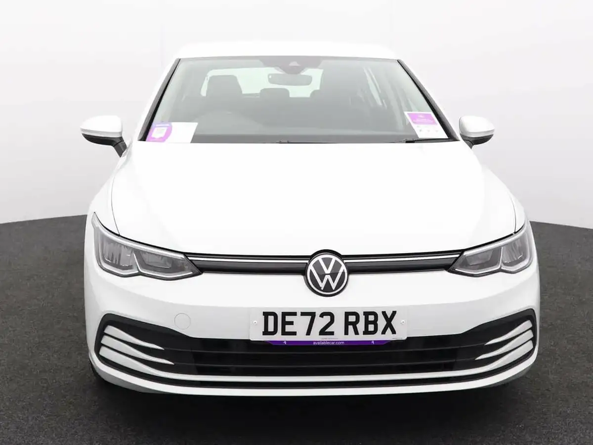 2022-volkswagen-golf-15-tsi-life-150ps-hatchback-big-1