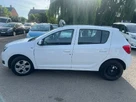 2013-dacia-sandero-12-laureate-small-7