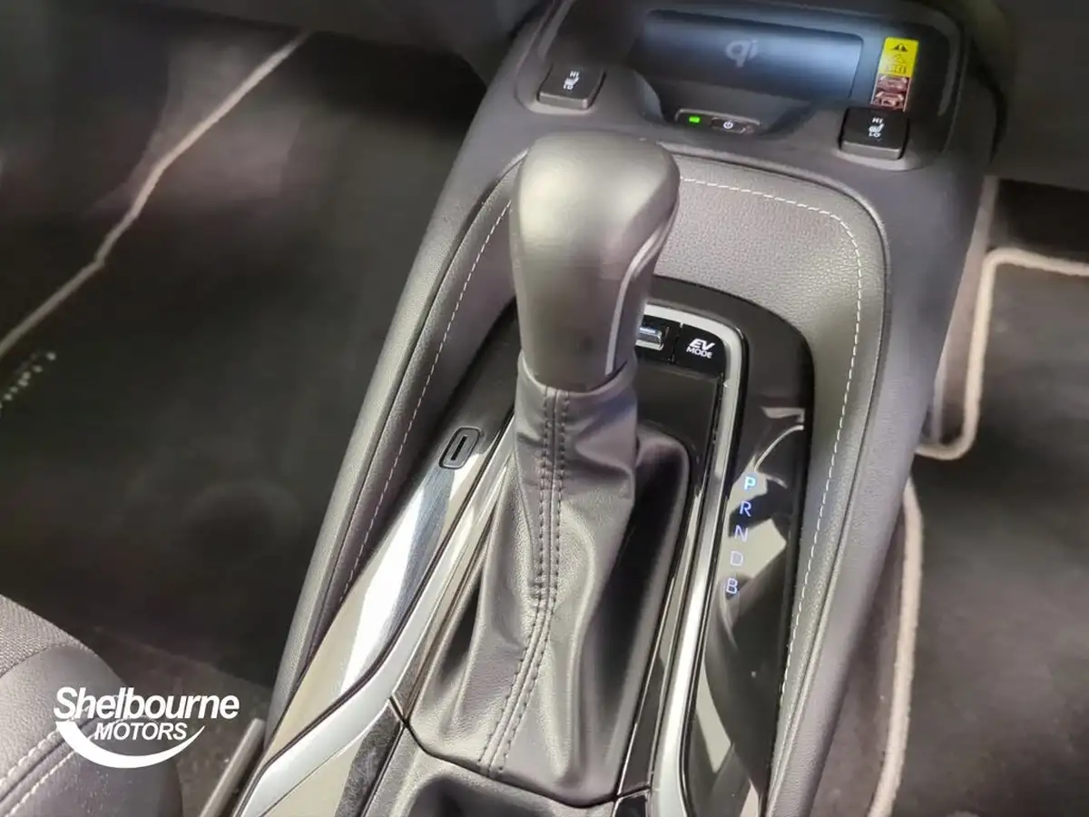 2024-toyota-corolla-18-vvt-i-design-touring-sports-big-32