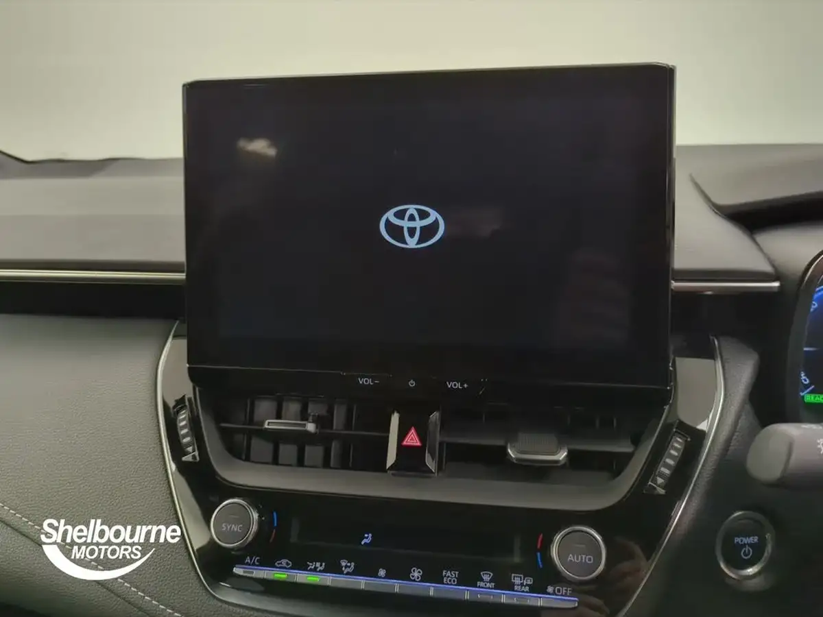 2024-toyota-corolla-18-vvt-i-design-touring-sports-big-4