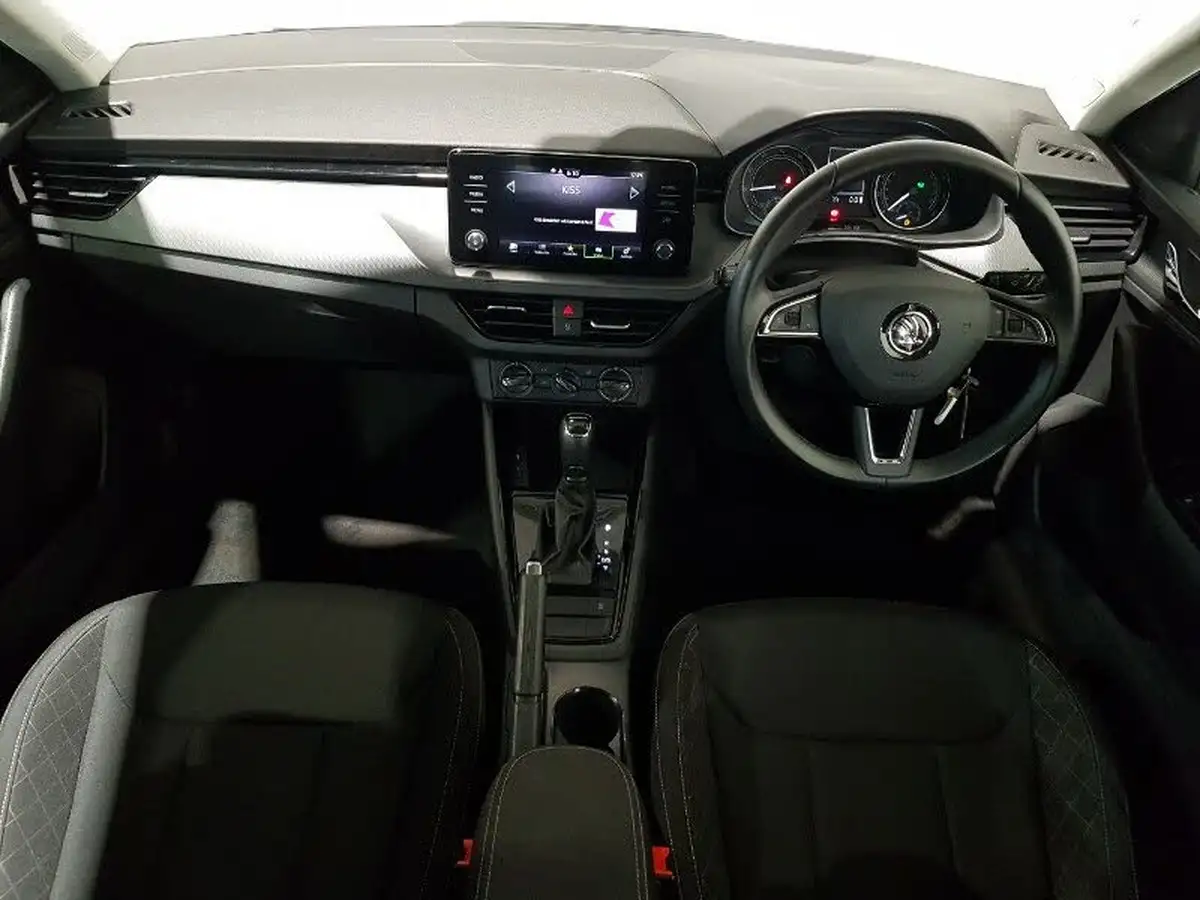 2020-skoda-scala-15-tsi-se-dsg-big-2