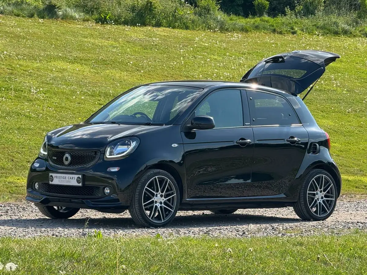 2018-smart-forfour-09-brabus-xclusive-big-10