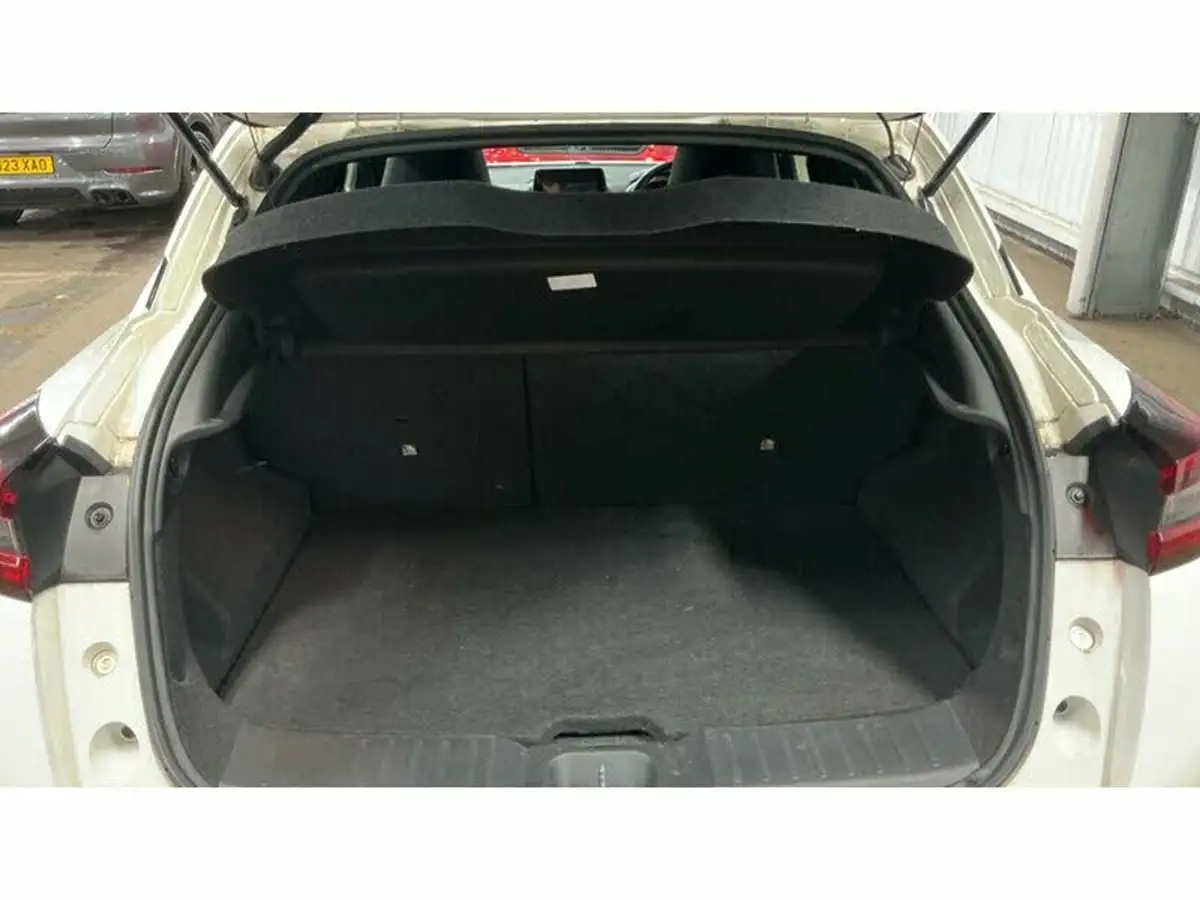 2023-nissan-juke-10-dig-t-n-connecta-big-5