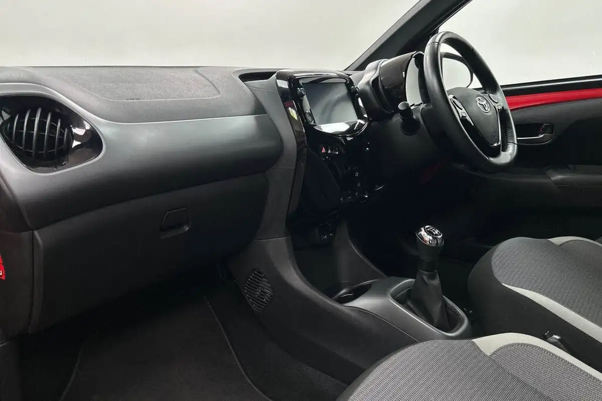 2021-toyota-aygo-10-vvt-i-x-trend-tss-big-5