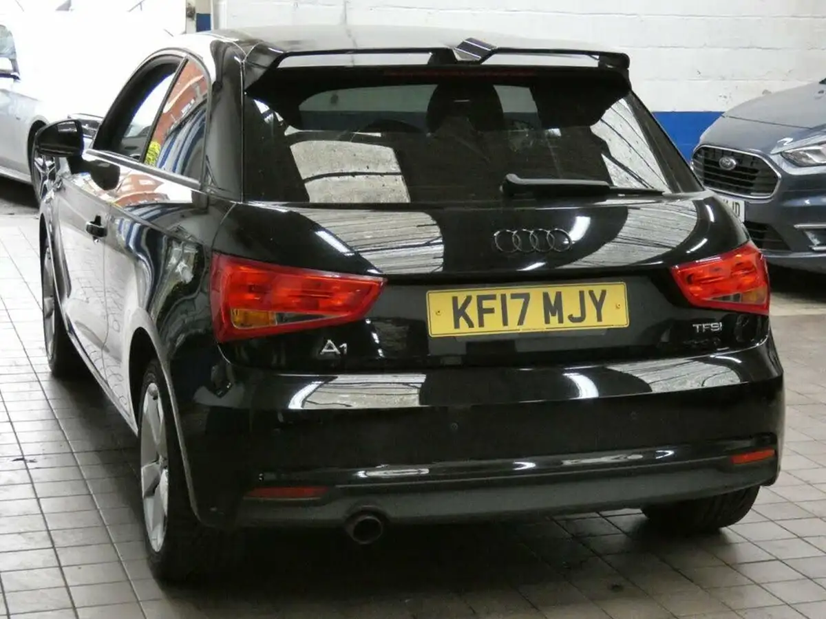 2017-audi-a1-10-tfsi-sport-hatchback-3d-big-29