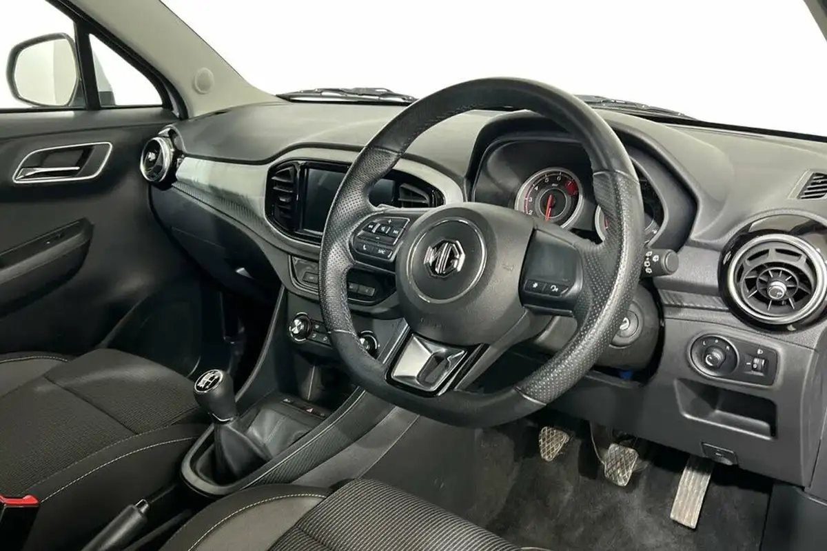 2023-mg-mg3-15-vti-tech-excite-big-8