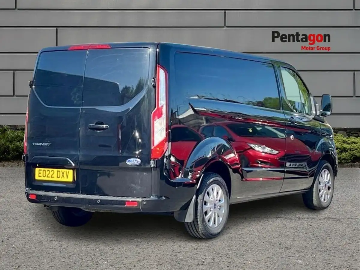 2022-ford-transit-custom-20tdci-300-l1h1-limited-130pseu6dt-panel-van-big-4
