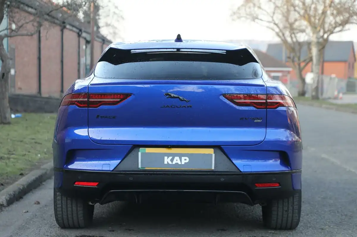 2022-jaguar-i-pace-ev400-hse-black-big-6