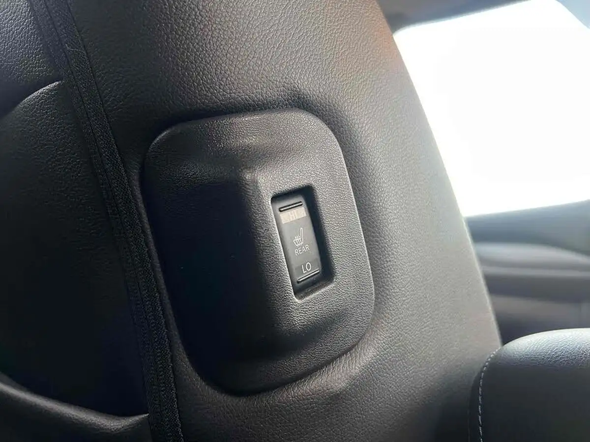 2020-nissan-leaf-e-n-connecta-big-33