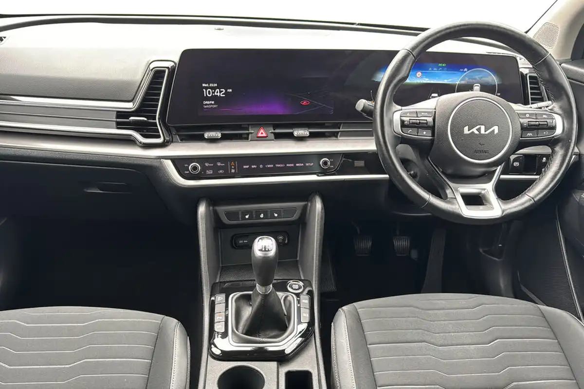 2022-kia-sportage-16-t-gdi-3-148bhp-1598cc-big-8