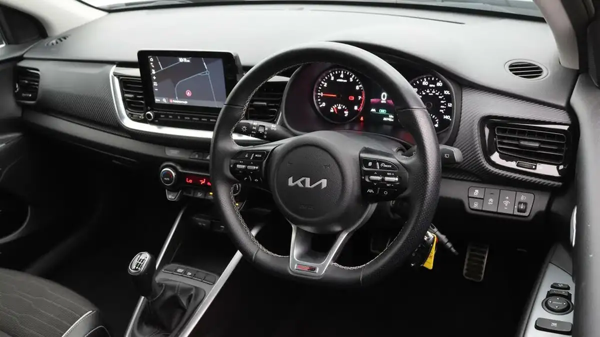 2022-kia-stonic-10-t-gdi-gt-line-118bhp-48v-big-9
