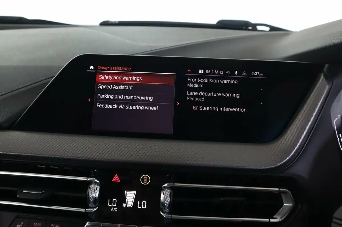 2020-bmw-1-series-big-50