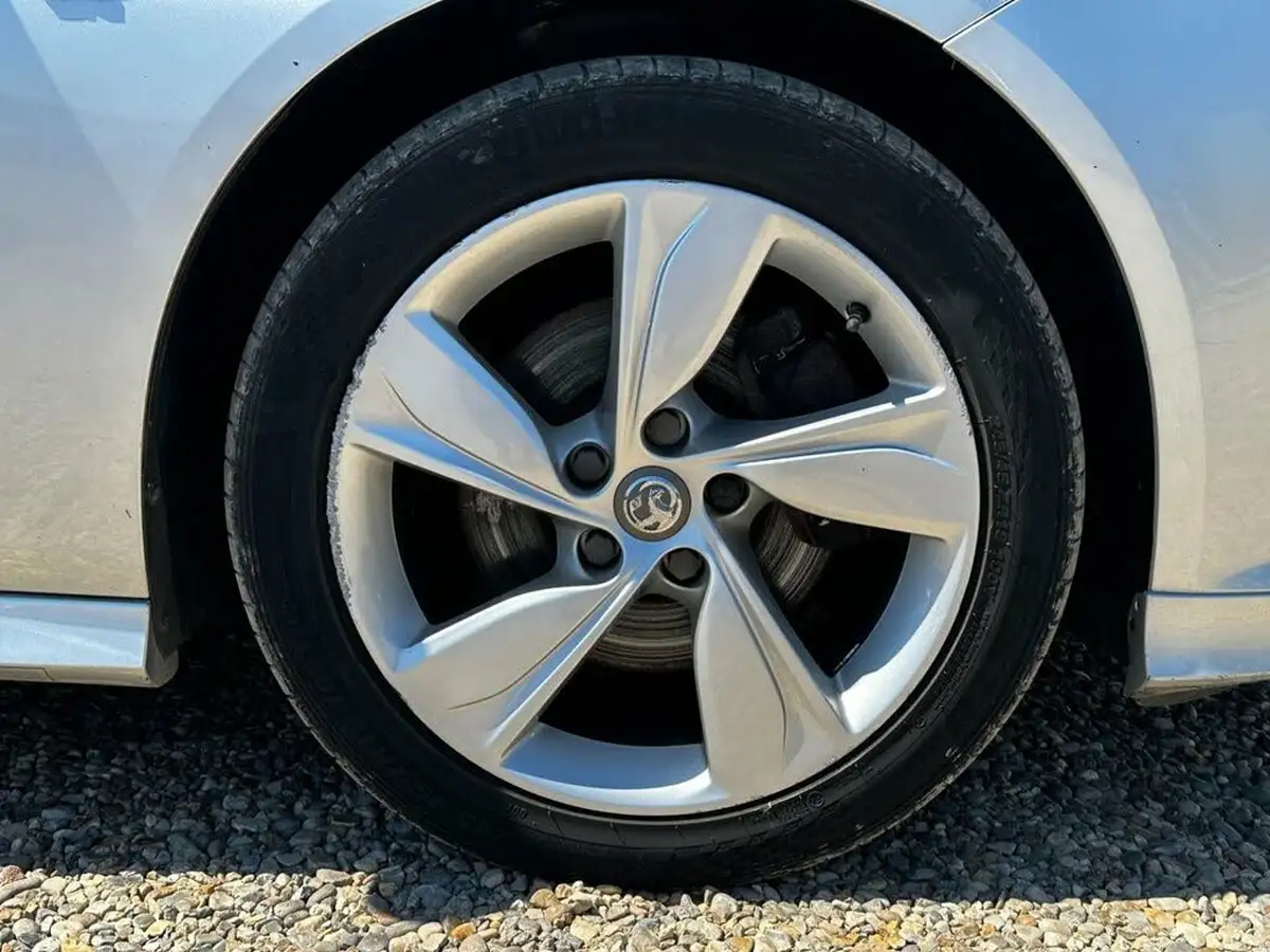 2018-vauxhall-insignia-grand-sport-20td-sri-vx-line-nav-big-43