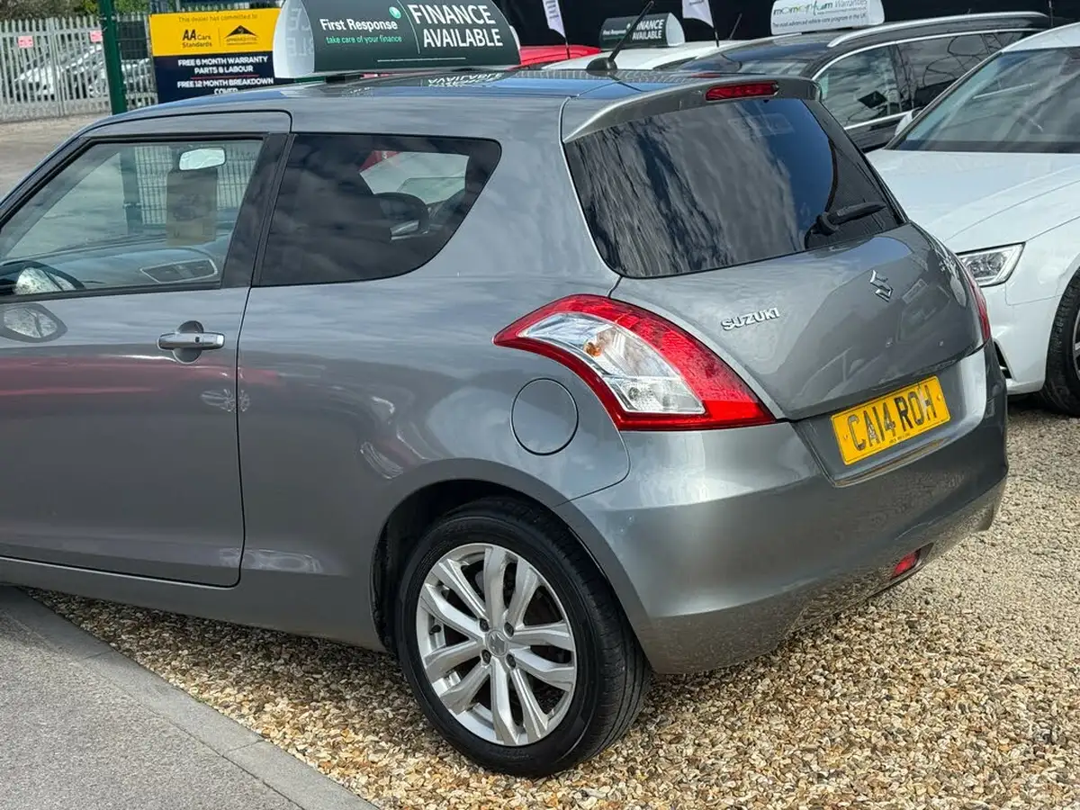 2014-suzuki-swift-12-sz4-94ps-3d-big-14