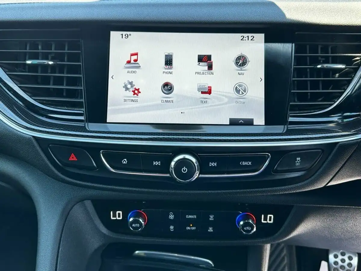 2018-vauxhall-insignia-grand-sport-20td-sri-vx-line-nav-big-19