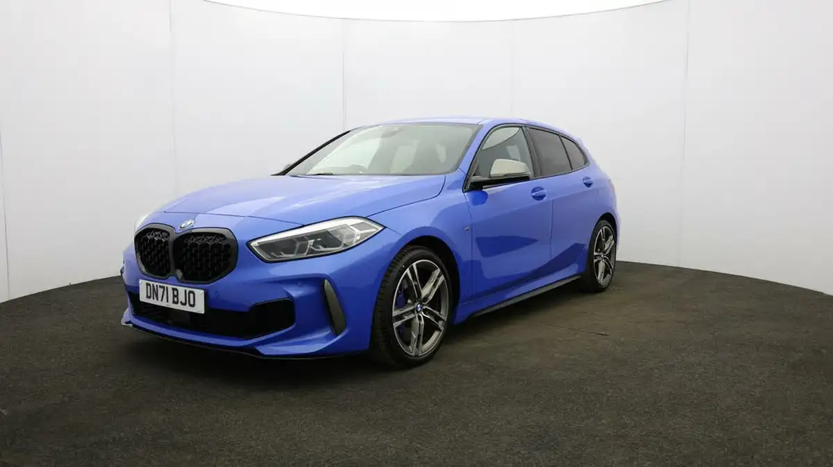 2021-bmw-1-series-20-m135i-xdrive-big-37