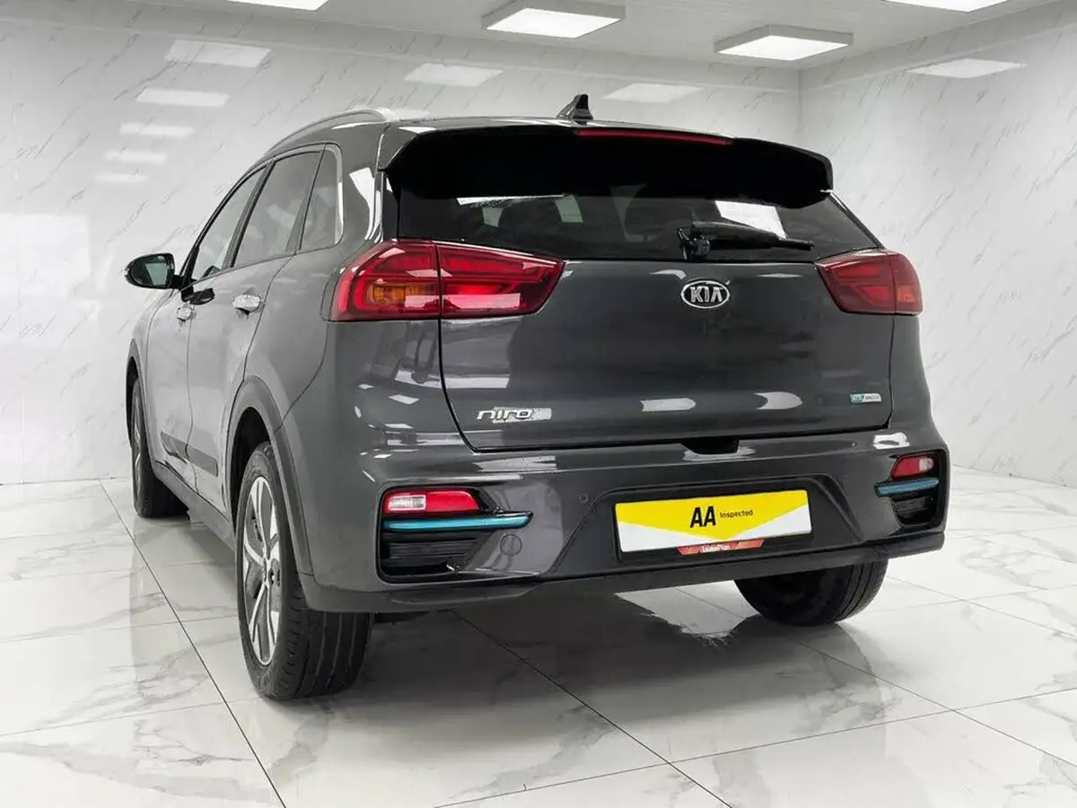 2021-kia-e-niro-ev-3-big-9