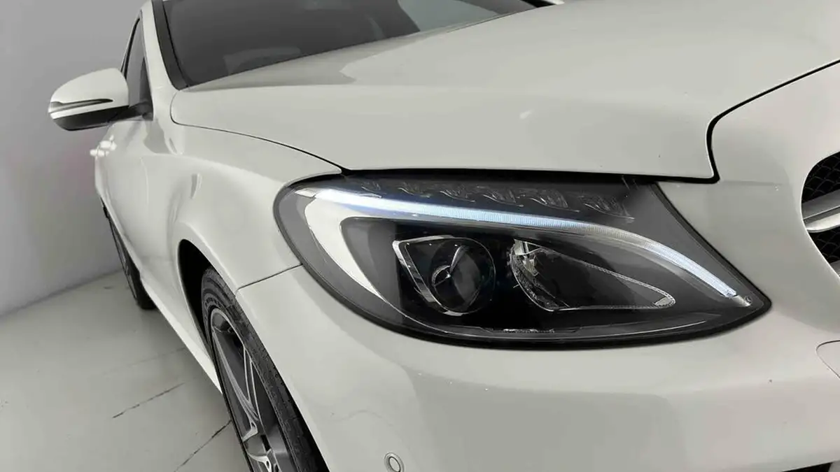 2016-mercedes-benz-c-class-21d-c220d-amg-line-170ps-ss-saloon-4d-auto-big-23