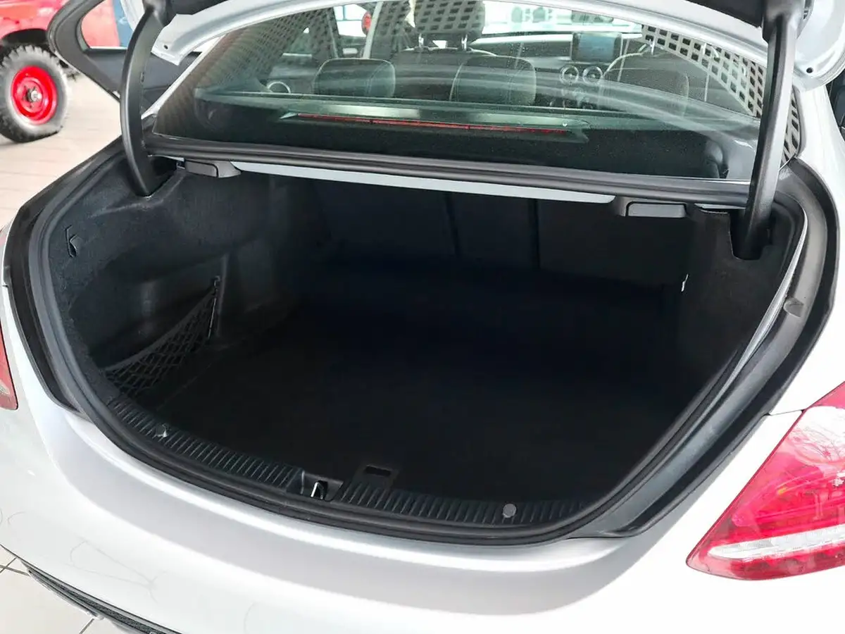 2017-mercedes-benz-c-class-21d-c220d-amg-line-ss-saloon-4d-9g-tronic-plus-big-17