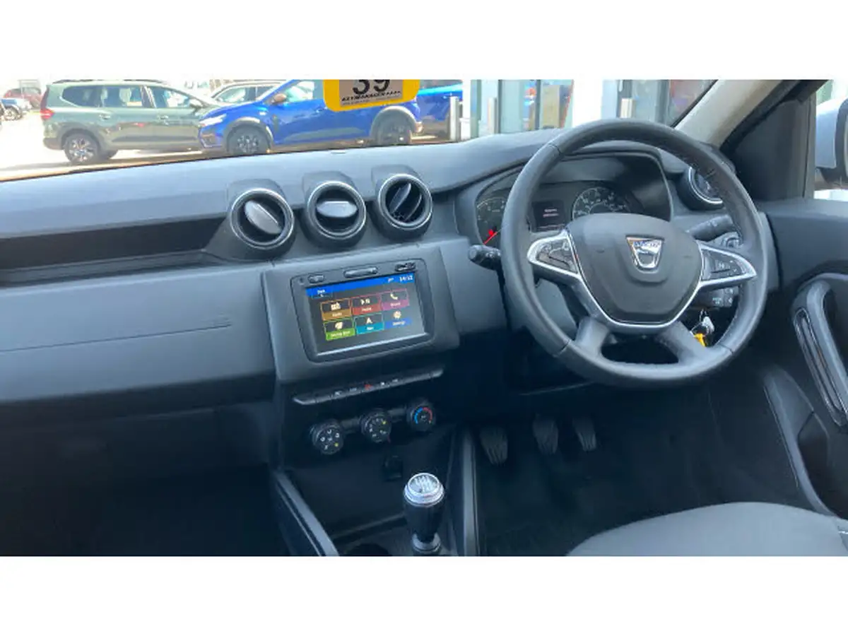 2021-dacia-duster-10-tce-comfort-90bhp-station-wagon-5d-big-9