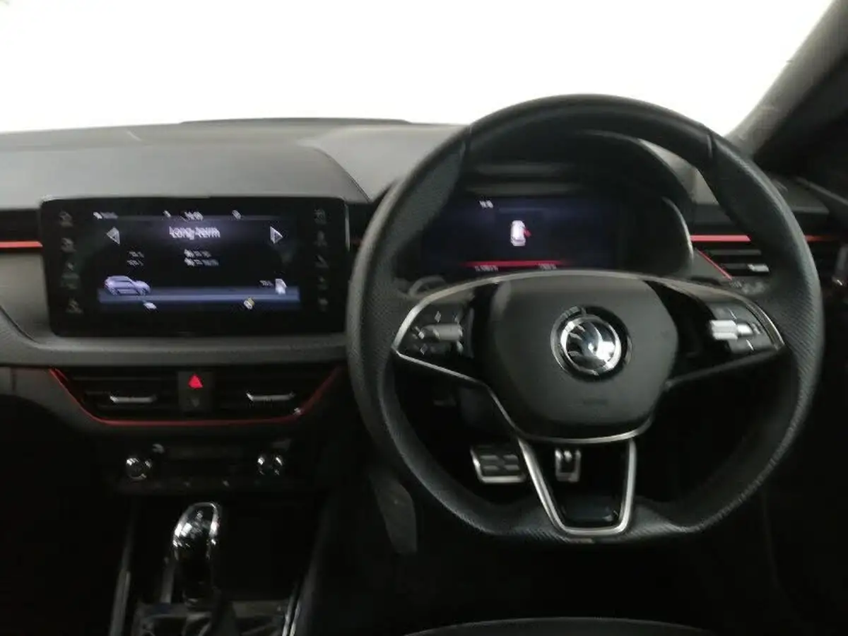 2024-skoda-kamiq-10-tsi-monte-carlo-116ps-dsg-big-6