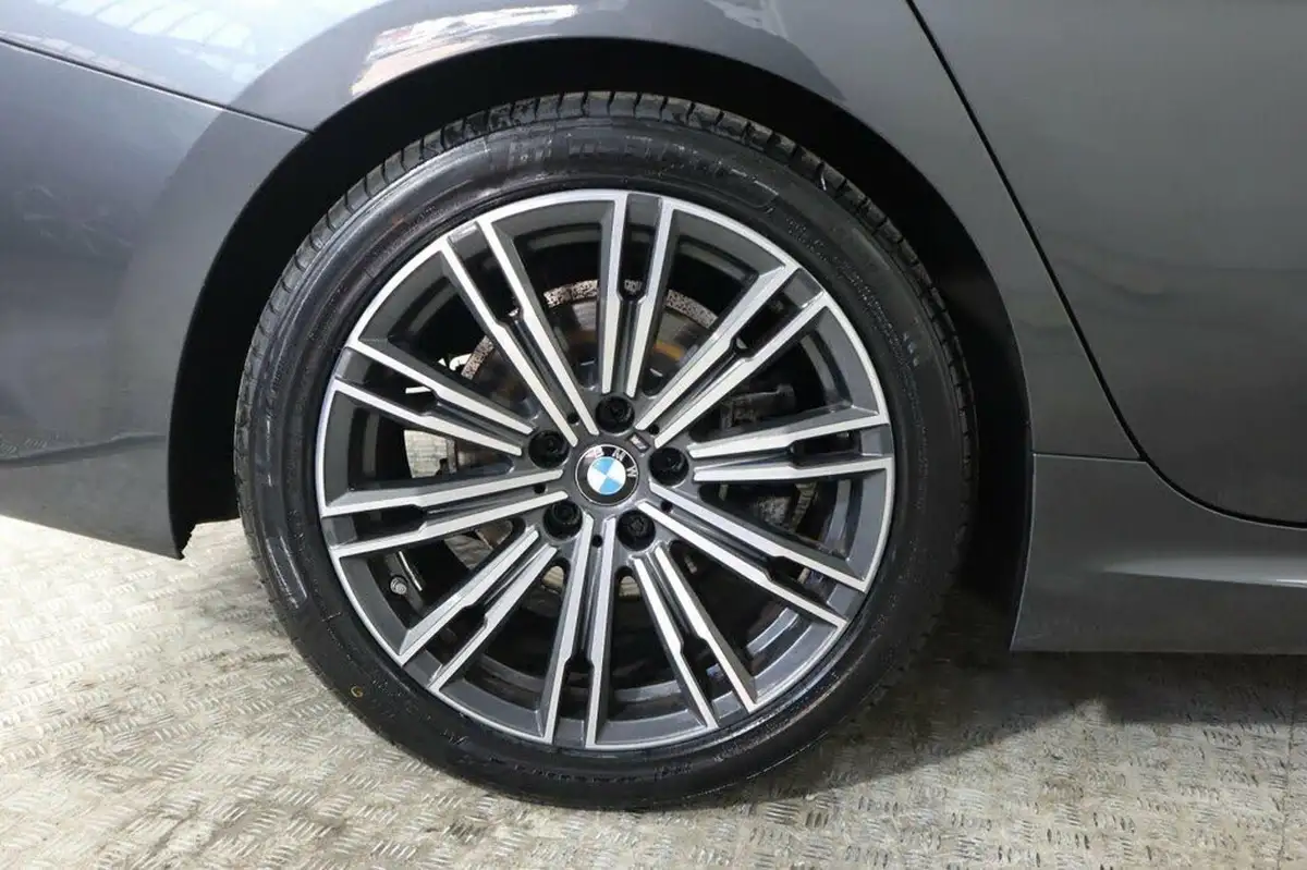 2021-bmw-3-series-20-320i-m-sport-saloon-4d-big-29