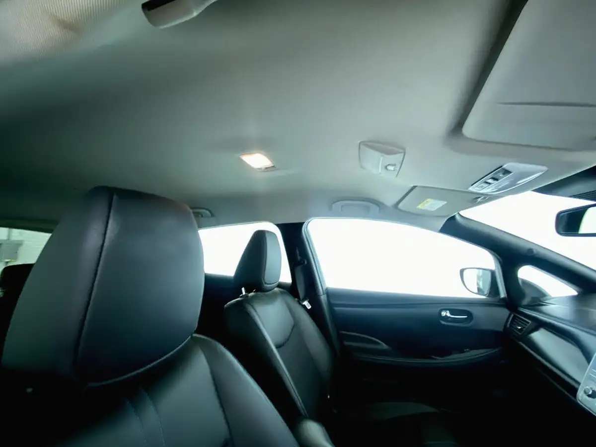 2019-nissan-leaf-e-n-connecta-big-23