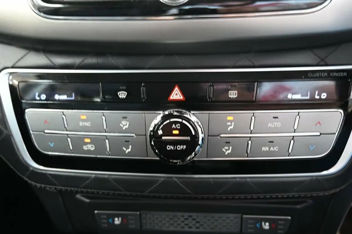 2018-kgm-ssangyong-rexton-22td-ultimate-big-29