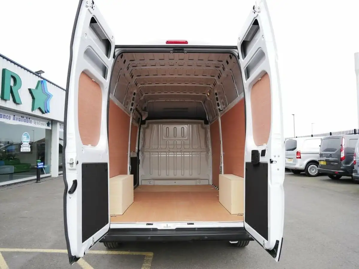 2023-citroen-relay-22bluehdi-35-l3h3-enterprise-edition-big-4