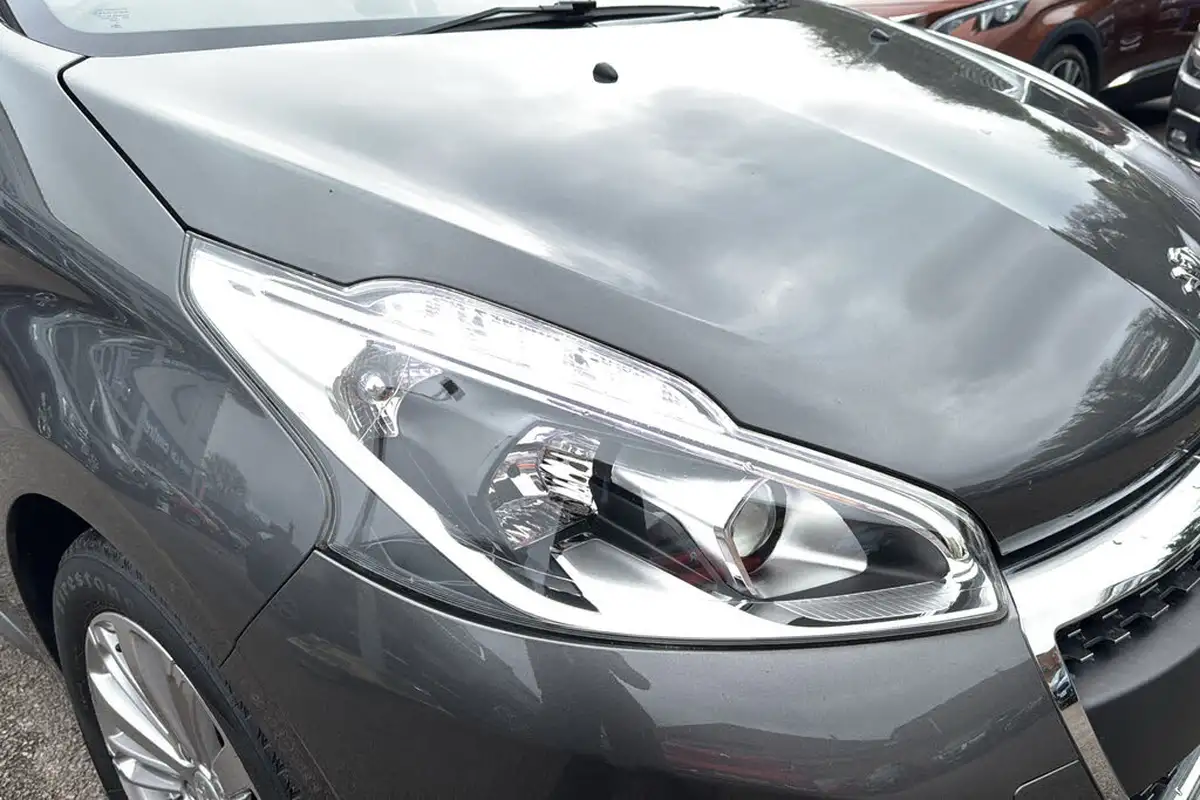 2019-peugeot-208-12-puretech-signature-big-29