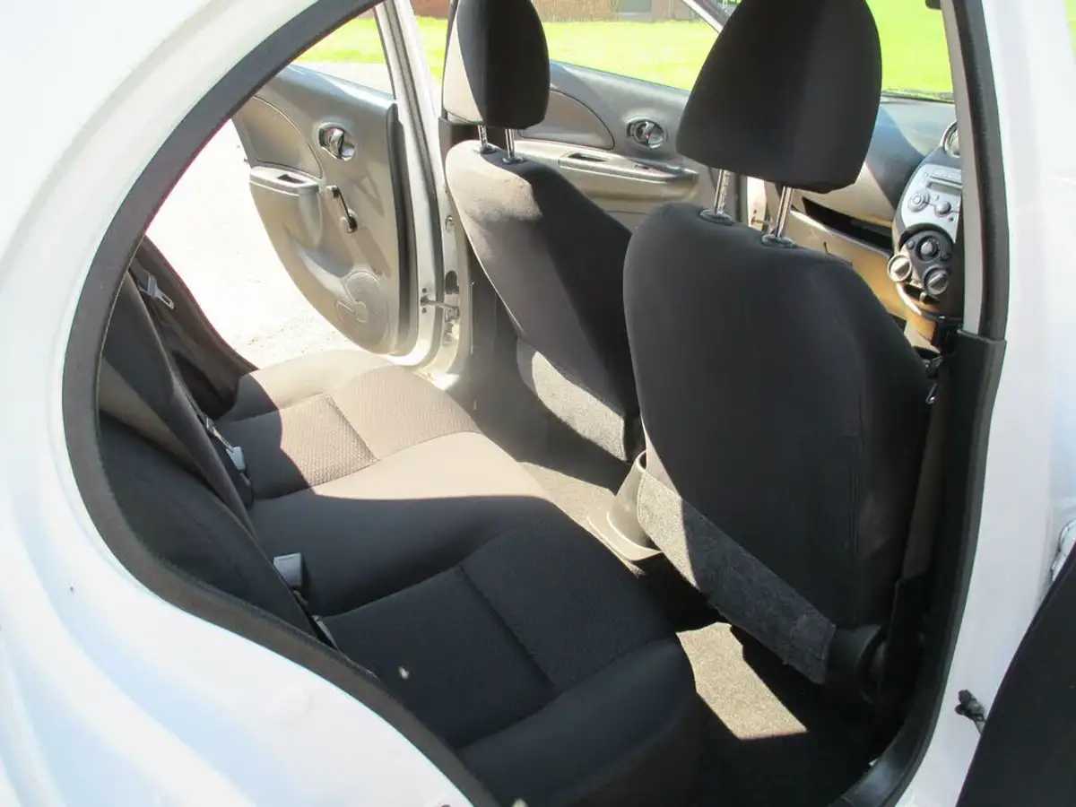 2013-nissan-micra-12-30th-anniversary-big-28