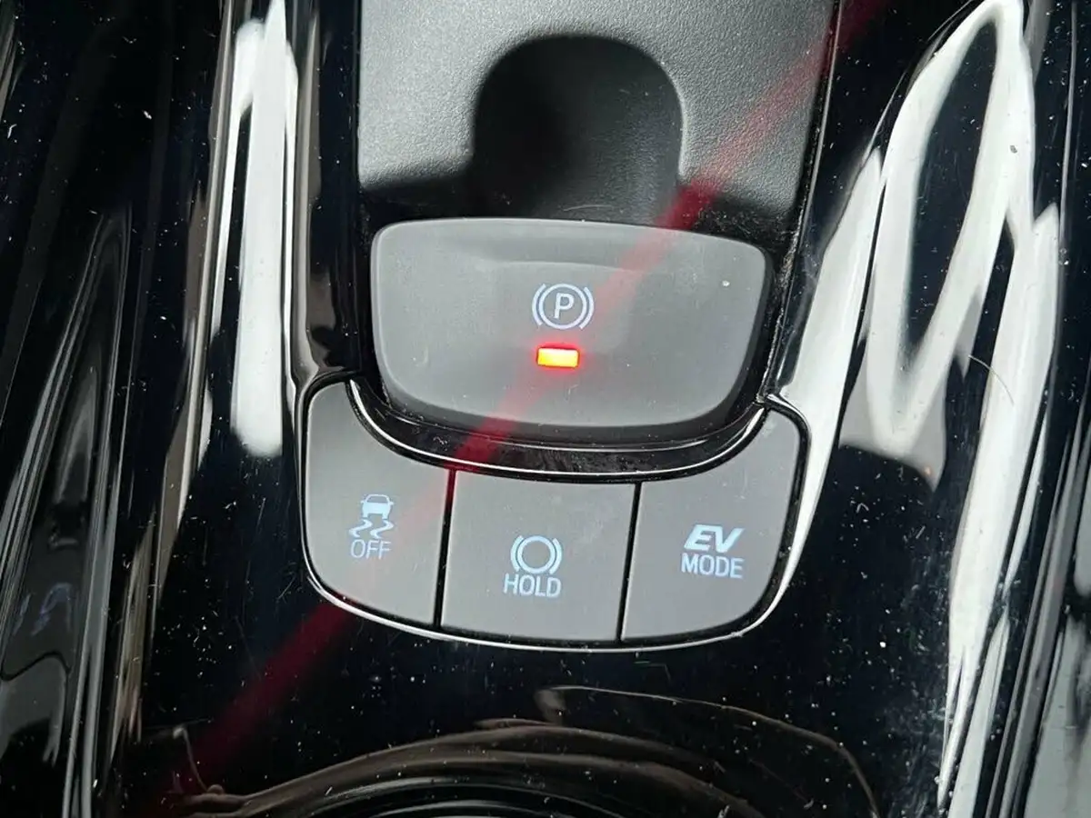 2022-toyota-c-hr-18-vvt-i-gr-sport-big-42