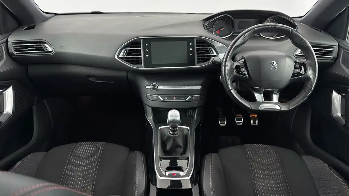 2019-peugeot-308-sw-15-bluehdi-gt-line-big-10