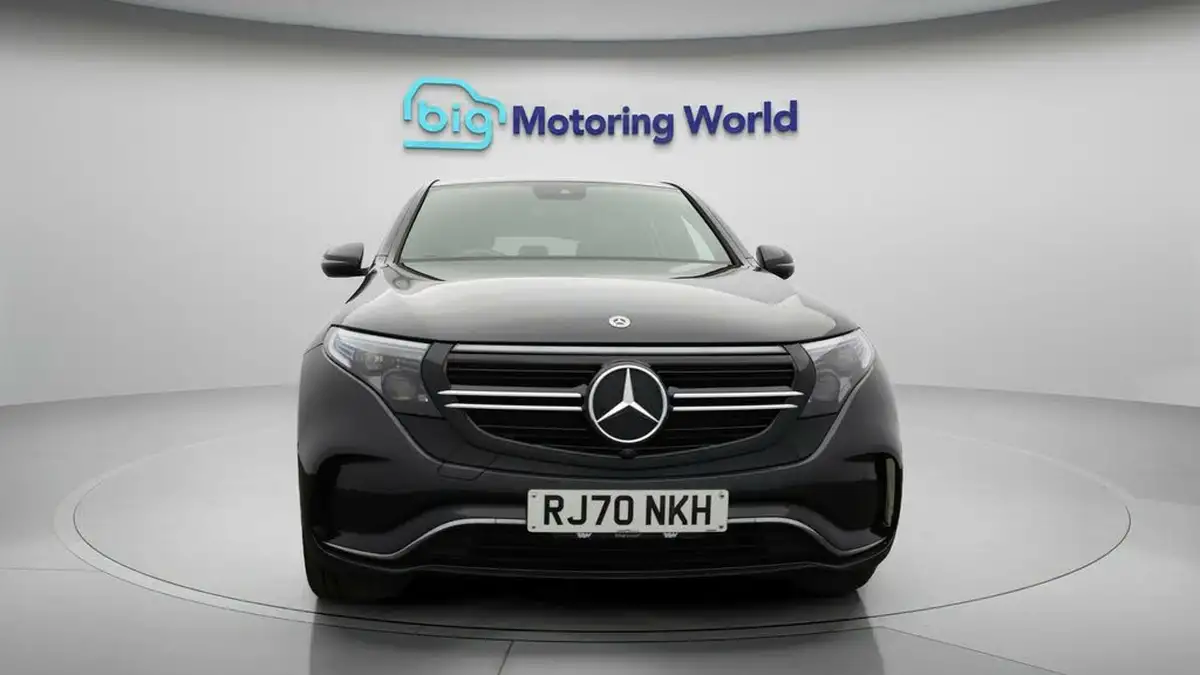 2020-mercedes-benz-eqc-e-eqc-400-amg-line-big-1