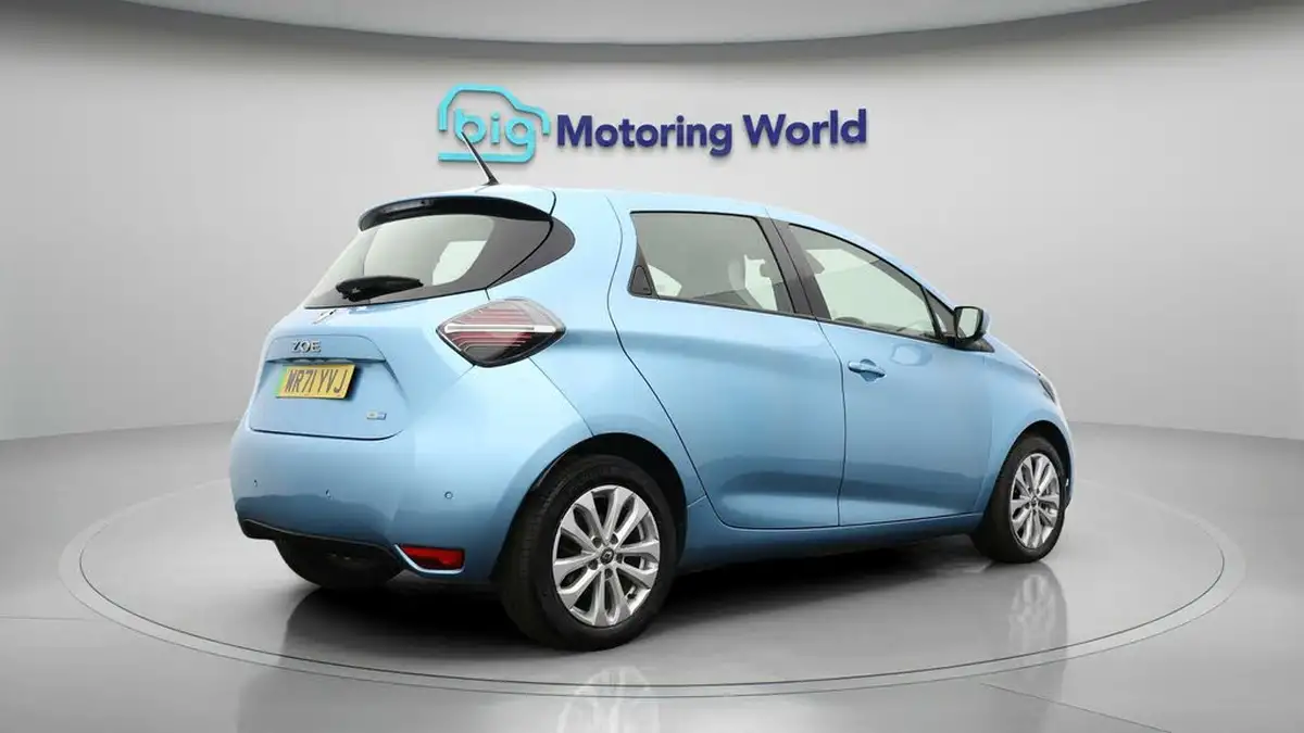 2021-renault-zoe-e-iconic-135ps-r135ev50-rapid-charge-big-6