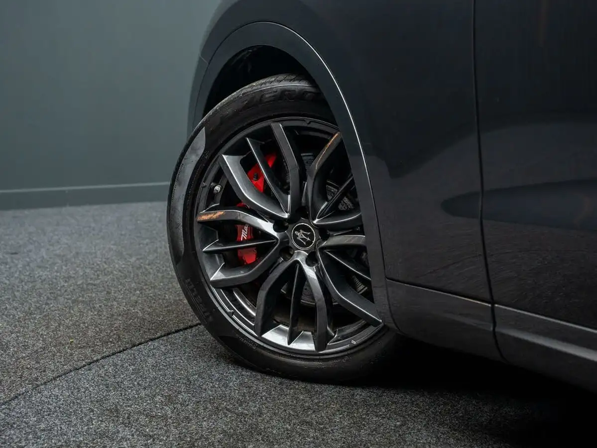 2021-maserati-levante-30-big-12