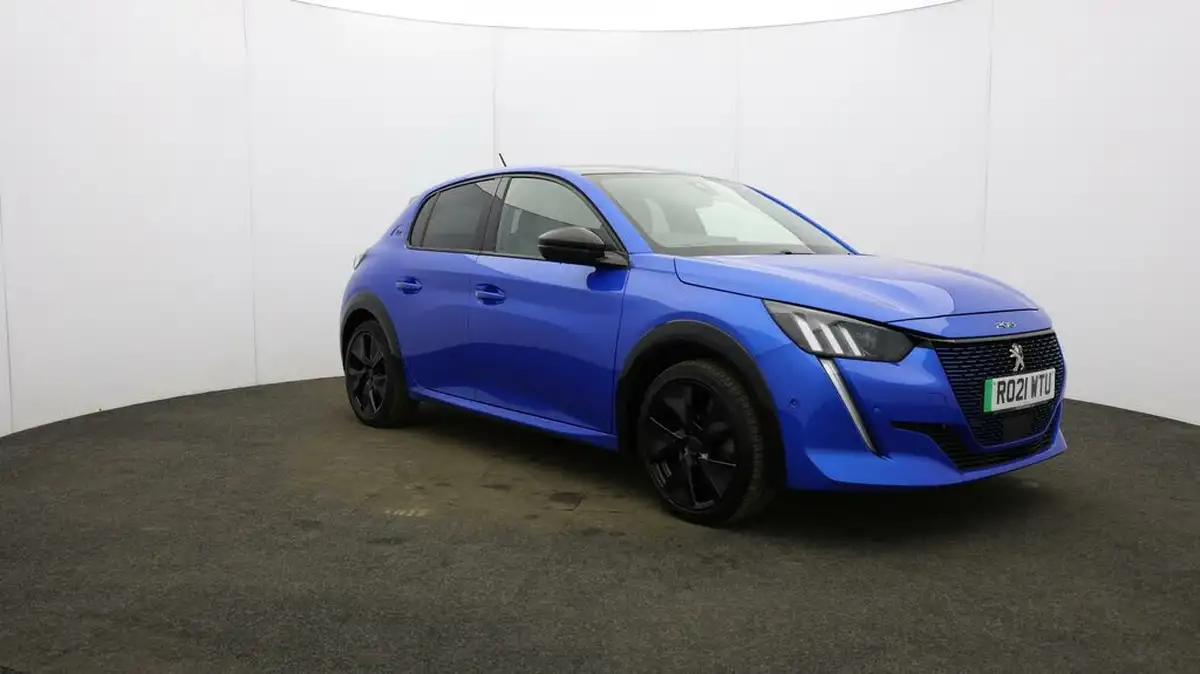 2021-peugeot-208-e-gt-premium-big-45