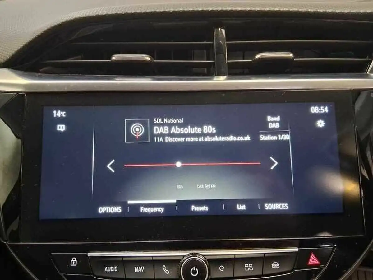2020-vauxhall-corsa-e-elite-nav-74kw-big-16
