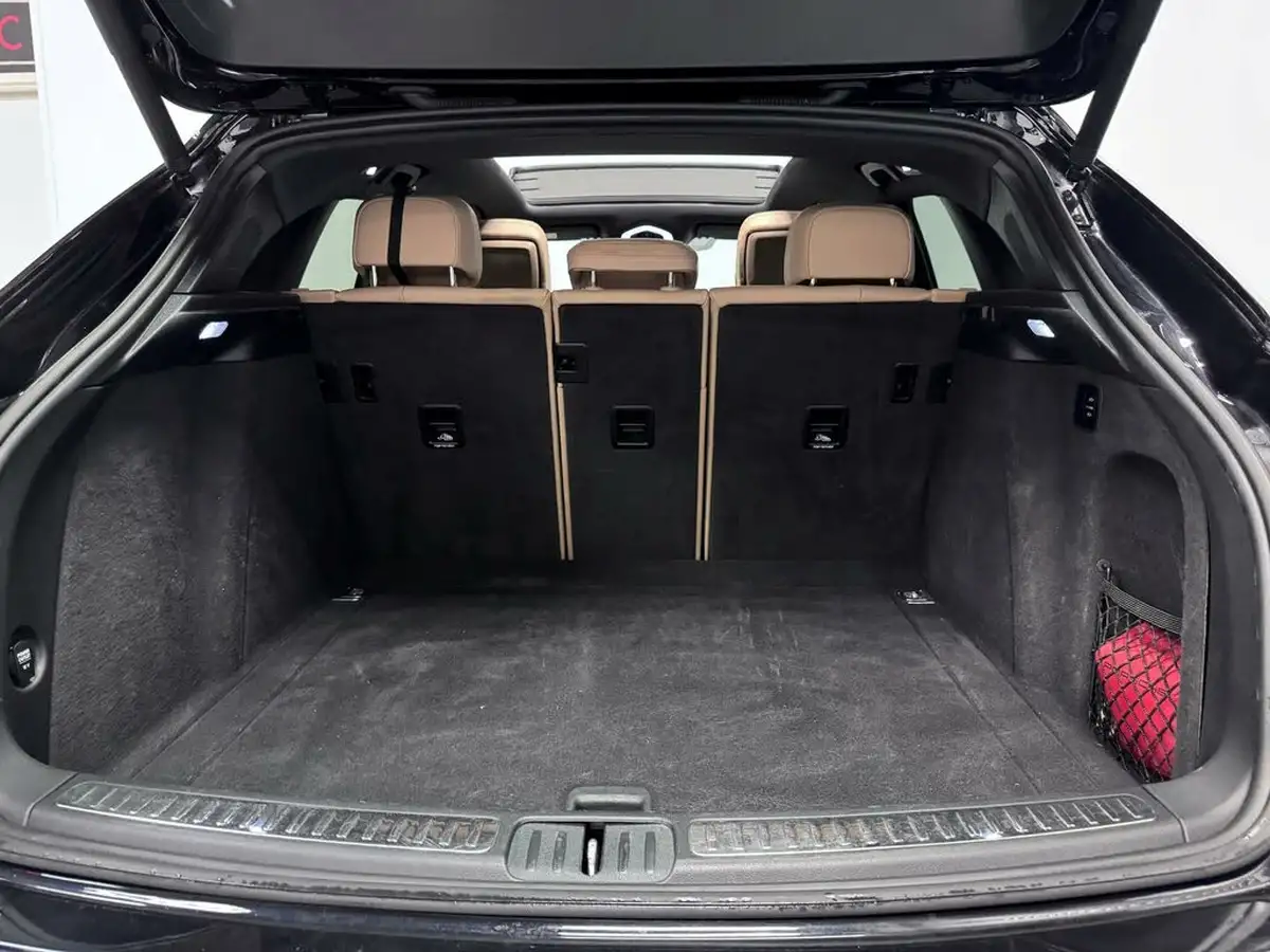 2019-porsche-macan-20-big-8