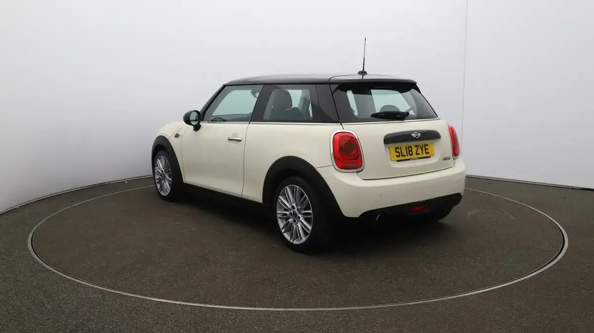 2018-mini-cooper-15-cooper-series-ii-ss-hatchback-3d-big-58
