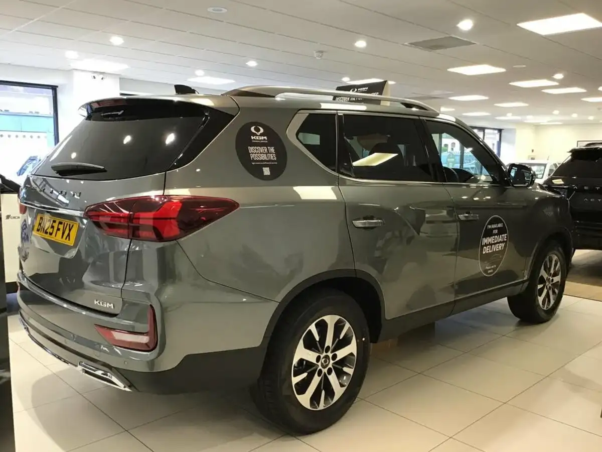 2025-kgm-ssangyong-rexton-22td-k30-big-3
