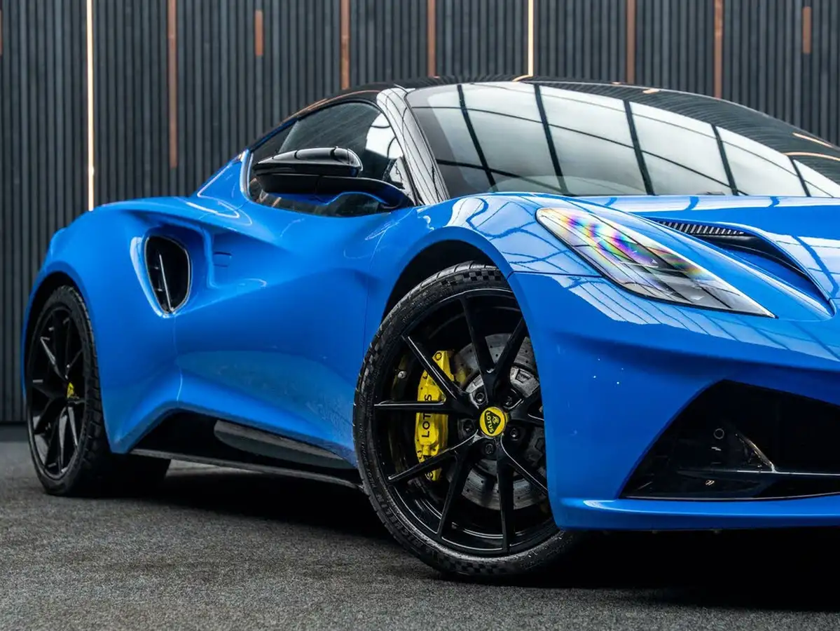 2023-lotus-emira-35-first-edition-v6-big-6