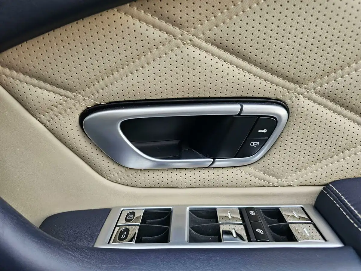 2013-bentley-continental-40-gt-v8-big-56