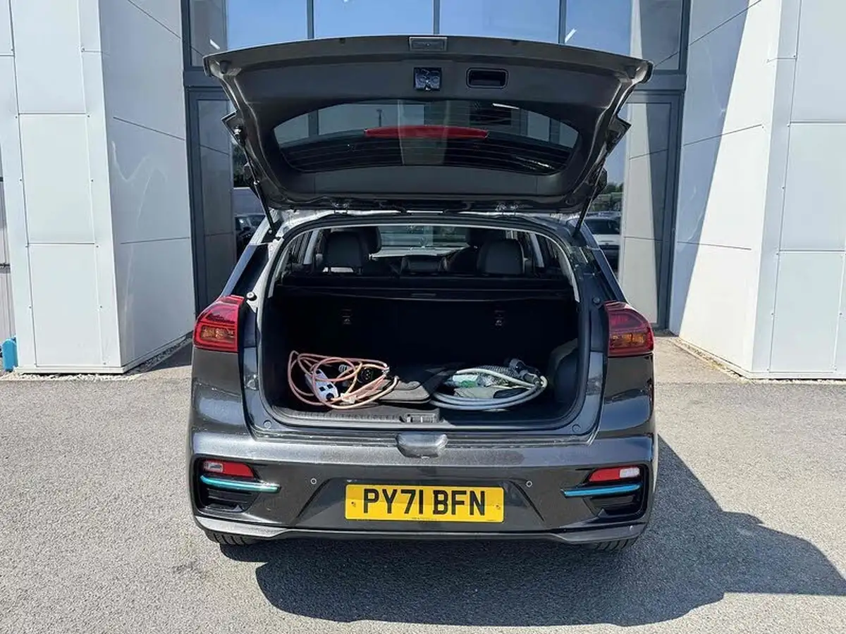 2021-kia-e-niro-ev-4-big-17