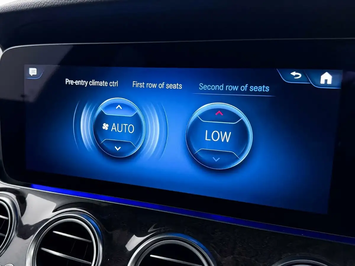 2021-mercedes-benz-e-class-20d-e300de-amg-line-edition-eq-power-saloon-4d-big-56